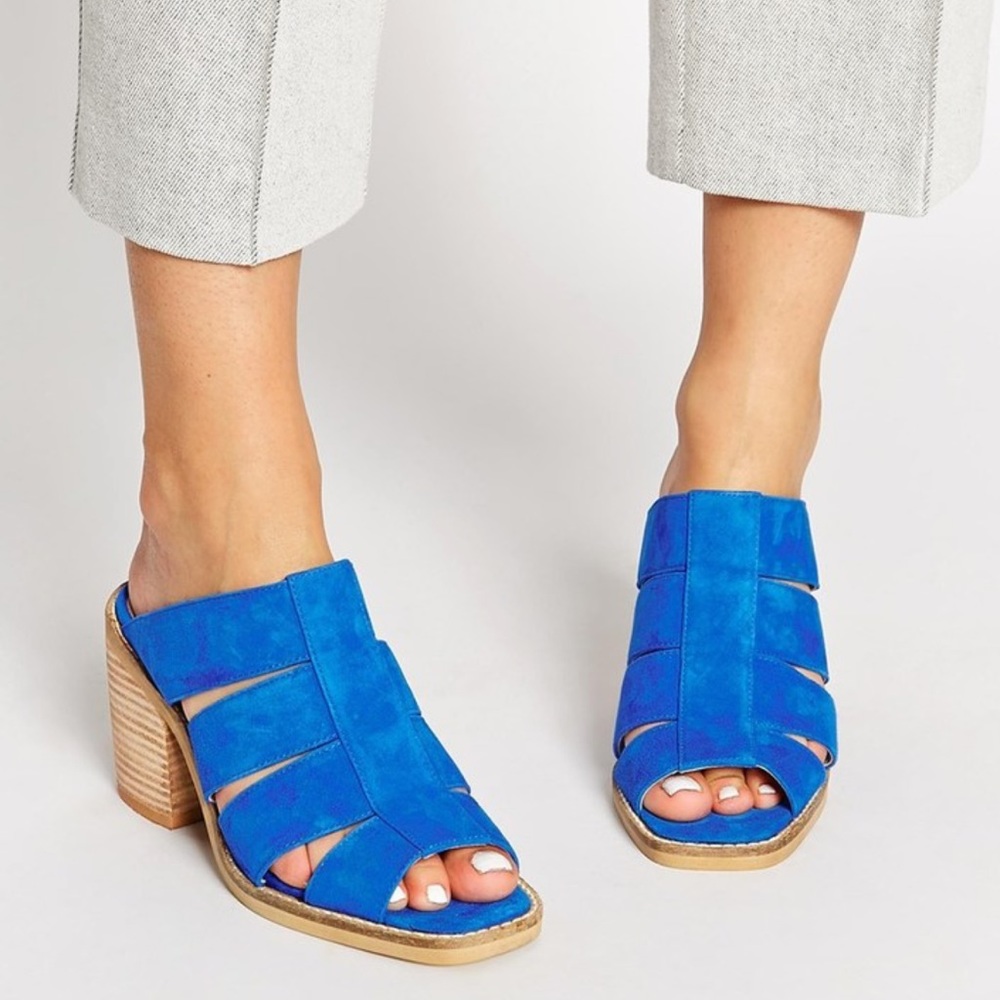 Ladies Size 7 Blue Suede Block Heel Mule Sandals Shelly's London